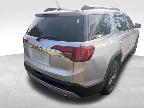 Used 2017 GMC Acadia SLT FWD image 4