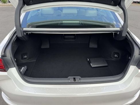 Used 2025 Lexus ES 350 w/ Premium Package FWD image 28