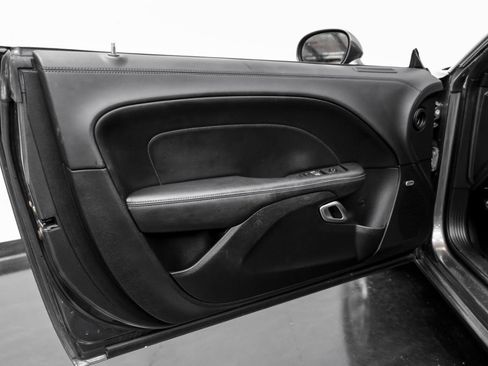 Used 2020 Dodge Challenger SXT w/ Plus Package RWD image 33