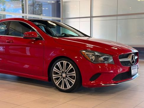 Used 2017 Mercedes-Benz CLA 250 4MATIC image 5