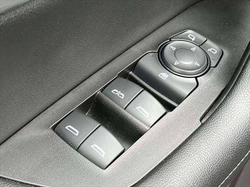 Used 2020 Chevrolet Blazer LT image 18