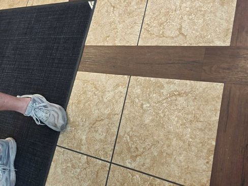 Used 2019 Chevrolet Traverse Premier w/ Driver Confidence II Package image 35