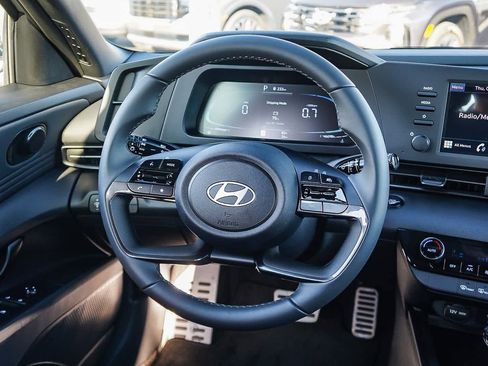 New 2025 Hyundai Elantra Sport image 17