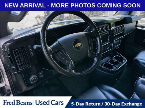 Used 2018 Chevrolet Express 2500 w/ Enhanced Convenience Package RWD image 12