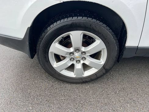 Used 2017 Chevrolet Traverse LT w/ Style and Technology Package AWD/4WD image 11