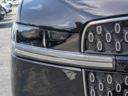 New 2026 Lincoln Navigator Reserve AWD/4WD image 10