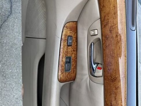 Used 2004 Lexus LS 430 image 35