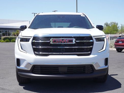 New 2025 GMC Acadia Elevation image 5