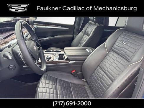 Certified 2025 Cadillac Escalade Sport Platinum AWD/4WD image 9