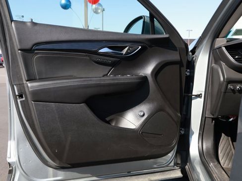 Used 2023 Buick Envision Essence image 25