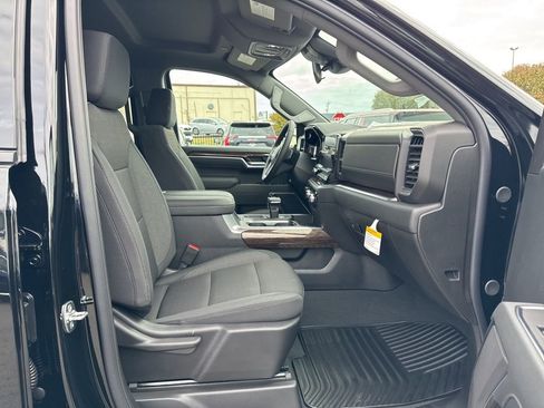 New 2026 GMC Sierra 1500 Elevation image 22