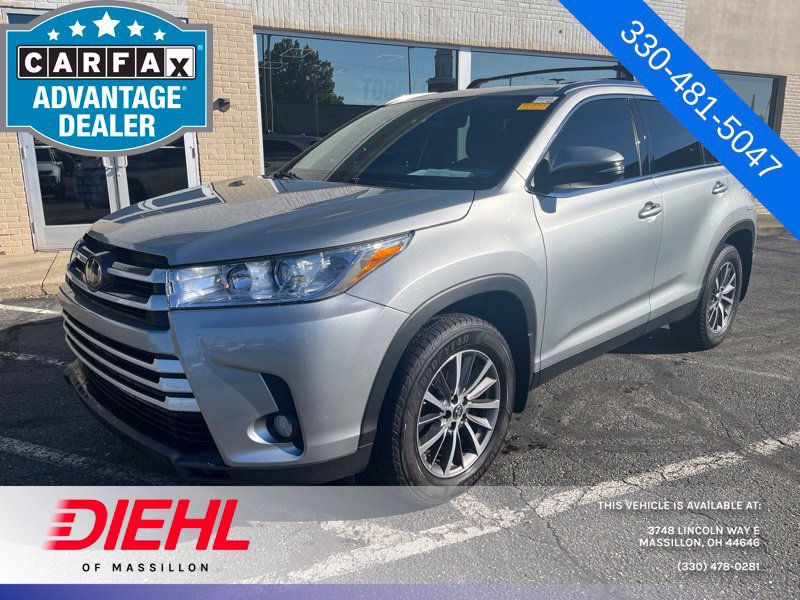 Used 2019 Toyota Highlander XLE AWD/4WD image 1