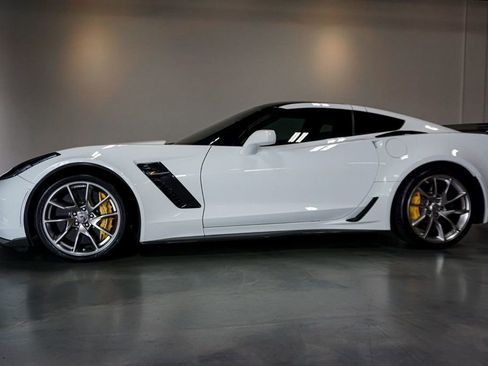 Used 2019 Chevrolet Corvette Z06 image 58