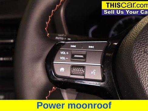 Used 2025 Honda Pilot TrailSport image 17