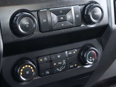 Used 2021 Ford F250 XL w/ Power Equipment Group RWD image 33