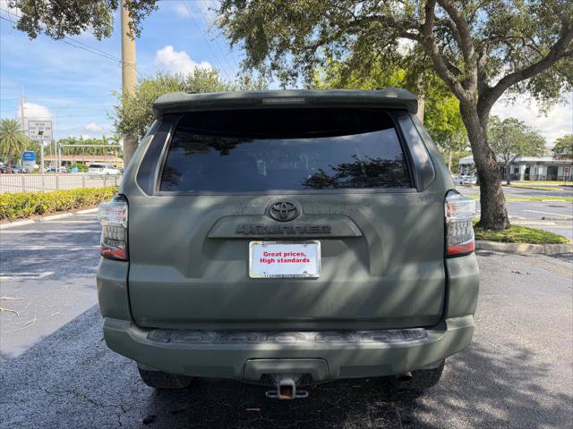 Used 2019 Toyota 4Runner SR5 AWD/4WD image 3