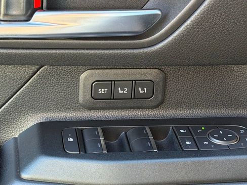 Used 2025 Toyota Land Cruiser w/ Premium Package image 25