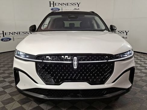 Used 2026 Lincoln Nautilus Reserve w/ Jet Appearance Package AWD/4WD image 2