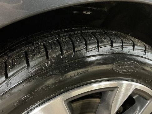 Certified 2023 Subaru Impreza 2.0i Limited image 28