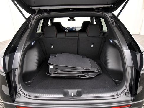 Certified 2026 Honda HR-V Sport image 7