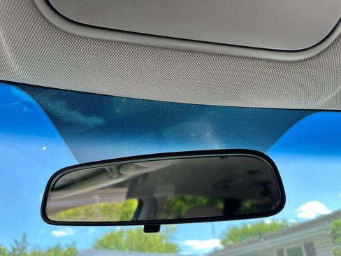 Used 2019 Kia Sedona LX FWD image 22