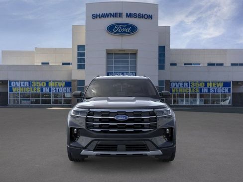 New 2026 Ford Explorer Active w/ Active Comfort Package AWD/4WD image 6