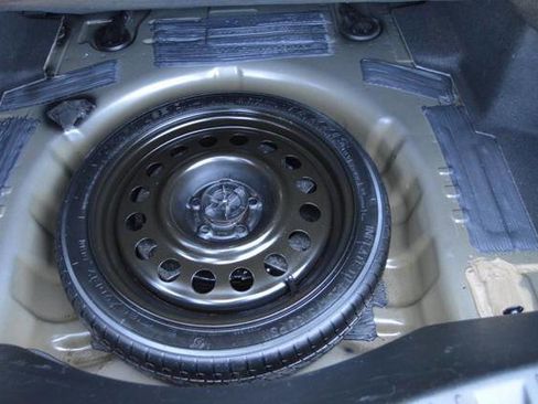 Used 2014 Lincoln MKZ AWD w/ Equipment Group 102A Reserve image 35