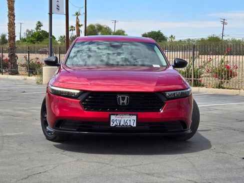 Used 2025 Honda Accord SE image 2