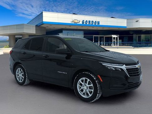 Used 2023 Chevrolet Equinox LS w/ LS Convenience Package image 6