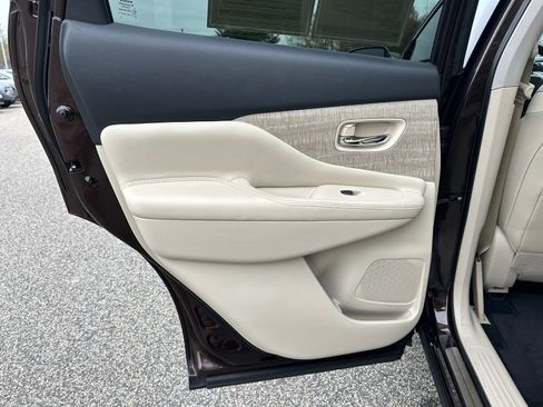 Certified 2019 Nissan Murano SL w/ SL Technology Package image 22