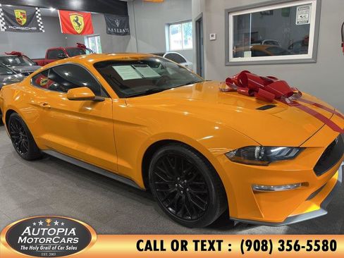 Used 2019 Ford Mustang Coupe RWD image 7