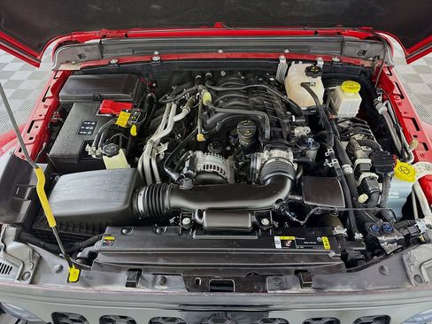 Used 2022 Jeep Gladiator Sport image 27