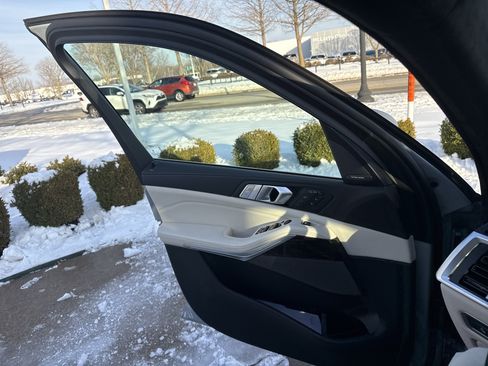 New 2026 BMW X7 xDrive40i w/ Executive Package image 20