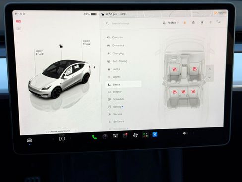 Used 2023 Tesla Model Y Performance AWD/4WD image 24