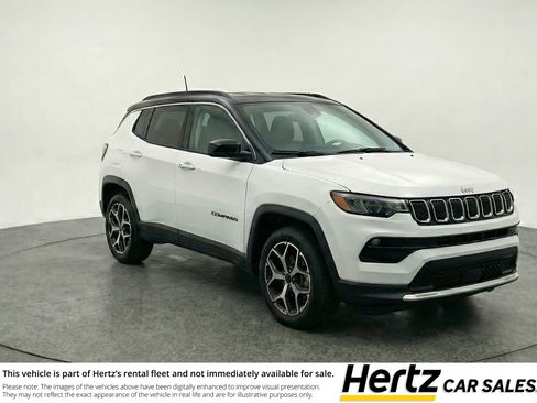 Used 2025 Jeep Compass Limited image 1