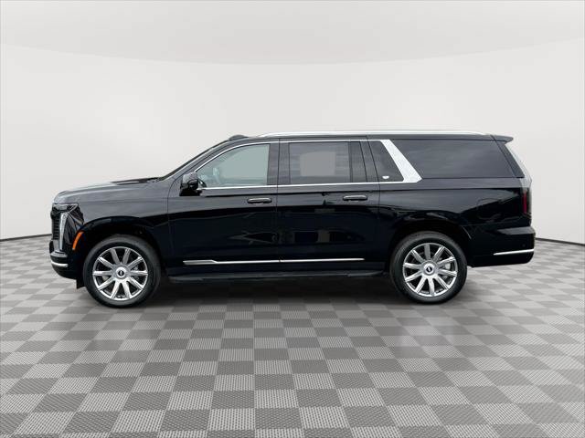 Used 2026 Cadillac Escalade ESV 4WD image 4