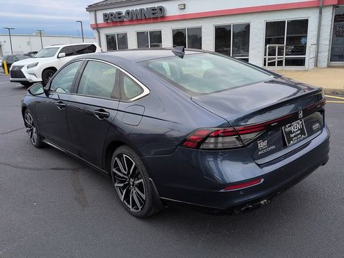 Used 2024 Honda Accord Touring image 5