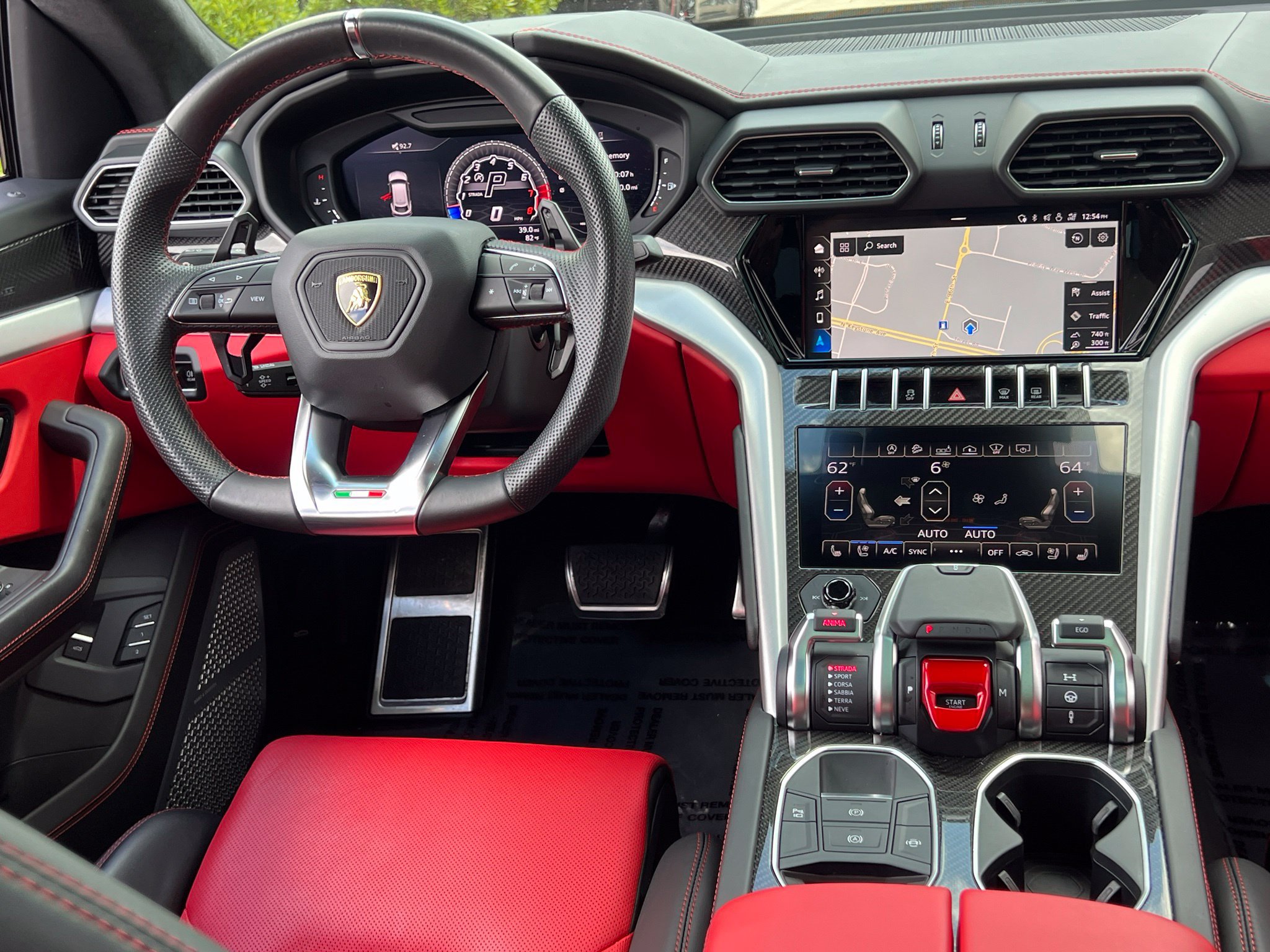 Used 2020 Lamborghini Urus AWD/4WD image 15