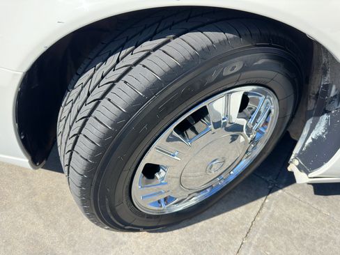 Used 2009 Cadillac DTS Limousine image 62