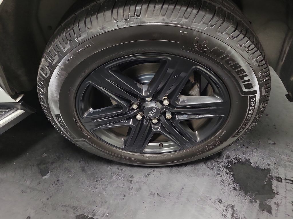 Used 2021 Ford Expedition XLT AWD/4WD image 12