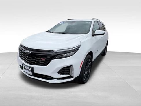 Certified 2024 Chevrolet Equinox RS w/ LPO, Floor Liner Package FWD image 4