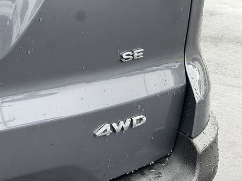 Certified 2021 Ford EcoSport SE image 30