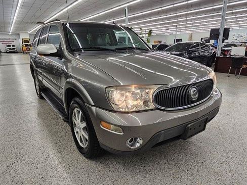 Used 2005 Buick Rainier CXL w/ Luxury Package AWD/4WD image 3