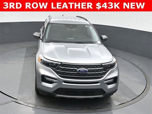 Used 2024 Ford Explorer XLT w/ Equipment Group 202A image 36