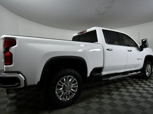 Used 2022 Chevrolet Silverado 3500 High Country w/ Z71 Off-Road Package AWD/4WD image 10