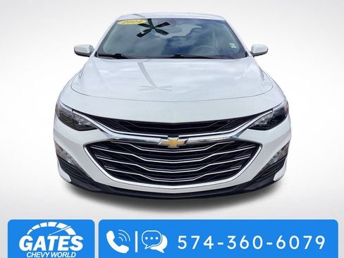 Used 2024 Chevrolet Malibu LT image 2