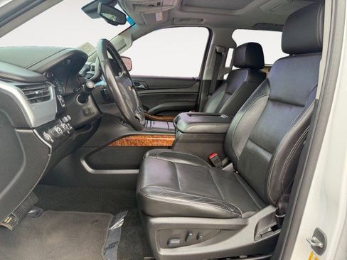 Used 2019 Chevrolet Tahoe Premier image 2