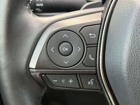 Used 2022 Toyota Camry SE FWD image 16