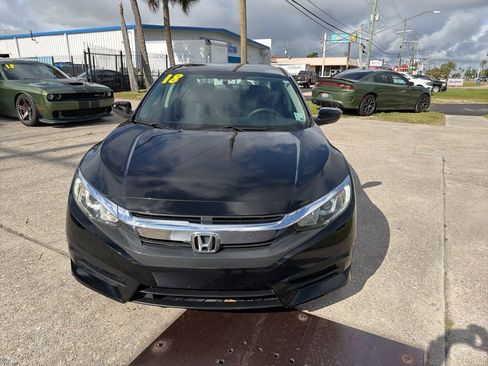 Used 2018 Honda Civic LX image 3