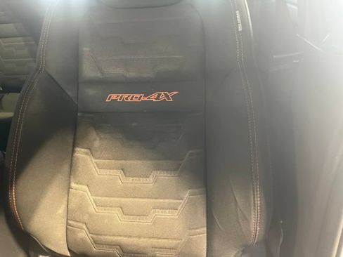 Used 2022 Nissan Frontier PRO-4X w/ Off-Road Protection Package AWD/4WD image 7
